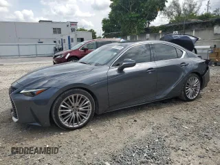 2023 Lexus IS 300 z VIN JTHDA1D28P5128529, wystawiony jako Copart lot #59092495 z przebiegiem 14 706 mil mil oraz Szkoda całkowita • Salvage title. Historia ofert i sprzedaży dostępna na DreamBid. Obrazek 1.