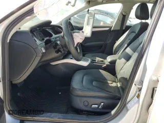 2014 Audi A4 Premium z VIN WAUBFAFL9EN002495, wystawiony jako Copart lot #52257835 z przebiegiem 96 320 mil mil oraz Szkoda całkowita • Salvage title. Historia ofert i sprzedaży dostępna na DreamBid. Obrazek 7.