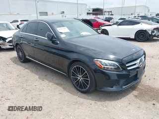 2020 Mercedes-Benz C 300 z VIN 55SWF8DB9LU325172, wystawiony jako IAAI lot #42287443 z przebiegiem 100 261 mil mil oraz . Historia ofert i sprzedaży dostępna na DreamBid. Obrazek 1.