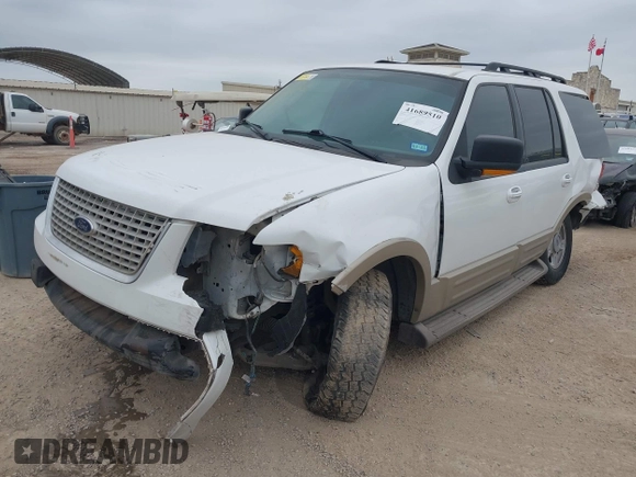 2006 Ford Expedition Eddie Bauer with VIN 1FMPU17596LA90732, listed as a IAAI auction lot 41689510 with 187,122 mi miles. Bid and sale history available at carsss.com. Image 2.