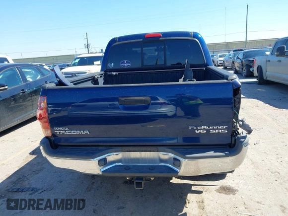 2008 Toyota Tacoma PreRunner with VIN 5TEJU62N28Z544094, listed as a IAAI auction lot 41633120 with 165,795 mi miles. Bid and sale history available at carsss.com. Image 17.