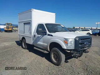 2012 Ford Super Duty F-250 SRW XL with VIN 1FDBF2B62CEB18607, listed as a IAAI auction lot 41995836 with 597,268 mi miles. Bid and sale history available at carsss.com. Image 1.