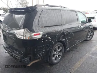 2018 Toyota Sienna SE with VIN 5TDXZ3DC1JS953289, listed as a IAAI auction lot 41525385 with 63,450 mi miles and . Bid and sale history available at DreamBid. Image 4.