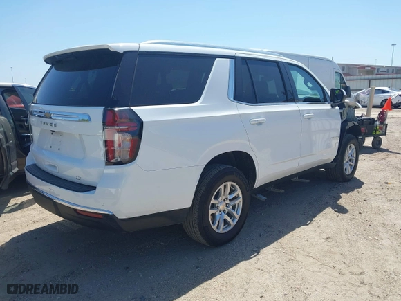 2024 Chevrolet Tahoe LT with VIN 1GNSCNKD2RR242589, listed as a IAAI auction lot 42008136 with 35,204 mi miles. Bid and sale history available at carsss.com. Image 4.