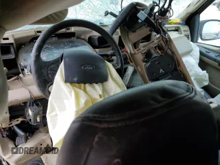 2005 Ford Excursion Eddie Bauer z VIN 1FMNU44L15ED03851, wystawiony jako Copart lot #46347405 z przebiegiem Nie podano mil oraz Nie do naprawy • Non repairable. Historia ofert i sprzedaży dostępna na DreamBid. Obrazek 8.