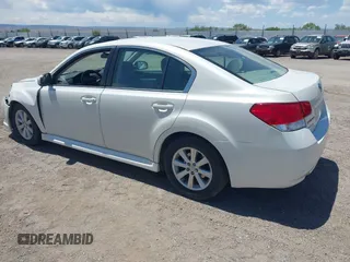 2012 Subaru Legacy 2.5i z VIN 4S3BMBA69C3002487, wystawiony jako IAAI lot #42349446 z przebiegiem 175 206 mil mil oraz . Historia ofert i sprzedaży dostępna na DreamBid. Obrazek 3.