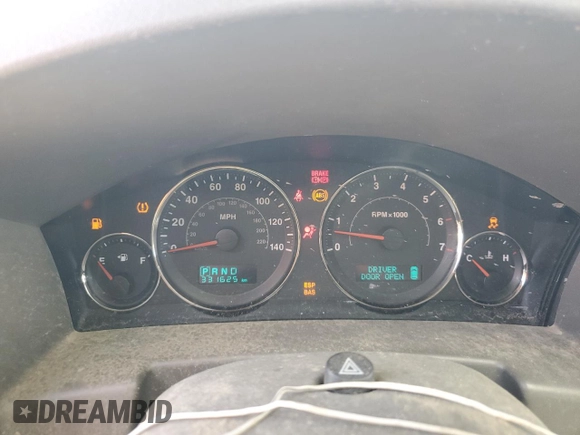2006 Jeep Commander с VIN 1J8HG48N76C175576, выставлен на аукционе Copart как лот 48830345 с пробегом 331 625 миль миль и Списание • Salvage title. История ставок и продаж доступна на DreamBid. Изображение 9.