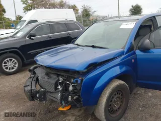 2005 Saturn VUE with VIN 5GZCZ33D55S826176, listed as a IAAI auction lot 41482162 with 107,276 mi miles. Bid and sale history available at carsss.com. Image 6.