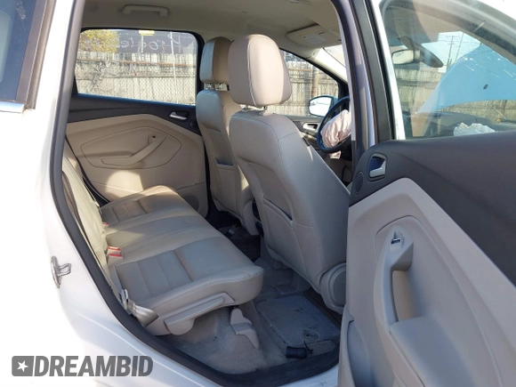 2013 Ford C-Max Energi SEL with VIN 1FADP5CU5DL536509, listed as a IAAI auction lot 40780927 with Not Provided miles. Bid and sale history available at carsss.com. Image 8.