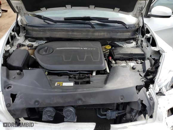 2015 Jeep Cherokee Latitude with VIN 1C4PJMCS6FW773657, listed as a Copart auction lot 51110215 with 132,928 mi miles and Salvage Title. Bid and sale history available at carsss.com. Image 12.
