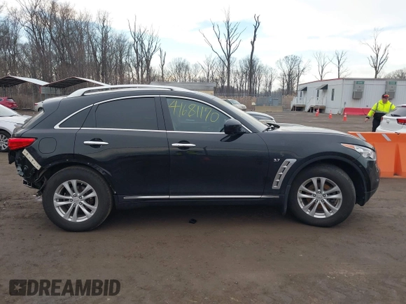 2016 Infiniti QX70 with VIN JN8CS1MWXGM752436, listed as a IAAI auction lot 41681170 with 130,208 mi miles and . Bid and sale history available at DreamBid. Image 13.