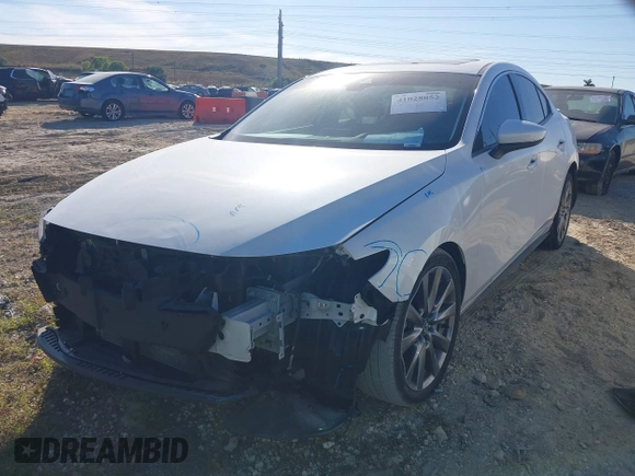 2022 Mazda 3 Premium with VIN 3MZBPADL8NM312356, listed as a IAAI auction lot 41028052 with 30,370 mi miles and . Bid and sale history available at DreamBid. Image 18.