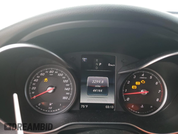 2018 Mercedes-Benz C 300 z VIN 55SWF4JB6JU260145, wystawiony jako Copart lot #48484165 z przebiegiem 44 144 mil mil oraz Szkoda całkowita • Salvage title. Historia ofert i sprzedaży dostępna na DreamBid. Obrazek 9.