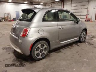 2016 FIAT 500e with VIN 3C3CFFGE9GT155227, listed as a IAAI auction lot 41668765 with 30,832 mi miles. Bid and sale history available at carsss.com. Image 4.