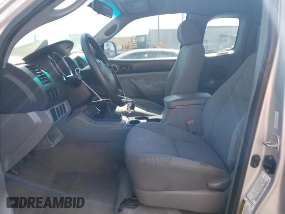 2006 Toyota Tacoma PreRunner with VIN 5TETX62N26Z183981, listed as a Copart auction lot 68654024 with 263,470 mi miles and Clean title. Bid and sale history available at DreamBid. Image 7.