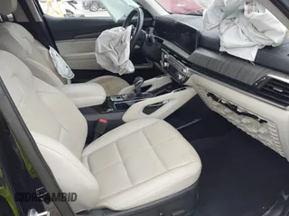 2023 Kia Telluride EX with VIN 5XYP34GC9PG339972, listed as a IAAI auction lot 42212326 with 41,083 mi miles and . Bid and sale history available at DreamBid. Image 5.