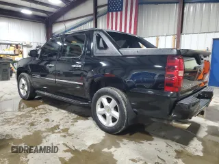 2010 Chevrolet Avalanche LTZ z VIN 3GNVKGE04AG290474, wystawiony jako Copart lot #51571895 z przebiegiem 130 497 mil mil oraz Szkoda całkowita • Salvage title. Historia ofert i sprzedaży dostępna na DreamBid. Obrazek 2.