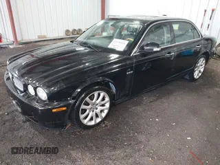 2009 Jaguar XJ 8 LWB with VIN SAJWA79B29SH31572, listed as a IAAI auction lot 42138154 with 147,500 mi miles and . Bid and sale history available at DreamBid. Image 17.