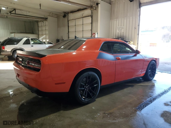 2021 Dodge Challenger R/T Scat Pack with VIN 2C3CDZFJXMH631186, listed as a Copart auction lot 50878115 with 2,576 mi miles and Salvage Title. Bid and sale history available at carsss.com. Image 3.