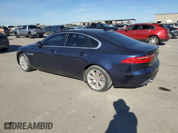 2016 Jaguar XF 35t Premium z VIN SAJBD4BV9GCY24246, wystawiony jako Copart lot #80526534 z przebiegiem Nie podano mil oraz Czysty tytuł • Clean title. Historia ofert i sprzedaży dostępna na DreamBid. Obrazek 2.
