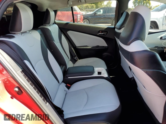 2017 Toyota Prius Plus with VIN JTDKARFP7H3007293, listed as a Copart auction lot 63872425 with 18,268 mi miles and Salvage title. Bid and sale history available at DreamBid. Image 10.