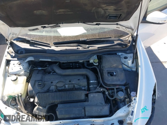 2013 Volvo C30 T5 with VIN YV1672MK1D2309378, listed as a IAAI auction lot 41836950 with 88,590 mi miles and . Bid and sale history available at DreamBid. Image 10.