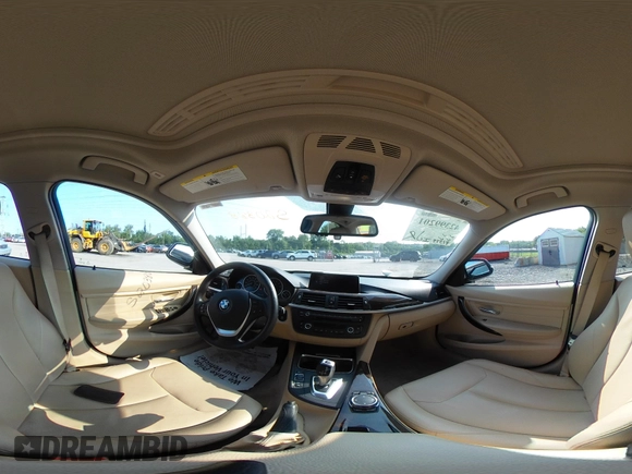 2015 BMW 3 Series 328i xDrive с VIN WBA3B5G51FNS20388, выставлен на аукционе IAAI как лот 42399201 с пробегом 97 349 миль миль и . История ставок и продаж доступна на DreamBid. Изображение 18.