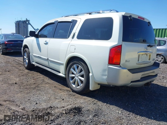 2010 Infiniti QX56 with VIN 5N3ZA0NE7AN909000, listed as a IAAI auction lot 42044598 with 284,698 mi miles. Bid and sale history available at carsss.com. Image 3.