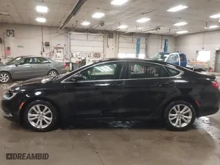 2015 Chrysler 200 Limited with VIN 1C3CCCAB9FN503886, listed as a IAAI auction lot 41584971 with 126,206 mi miles. Bid and sale history available at carsss.com. Image 14.