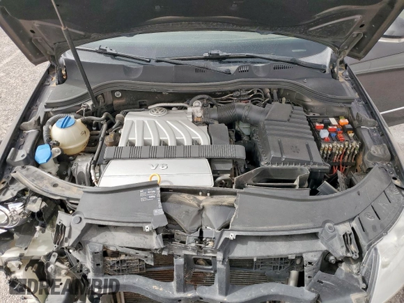 2006 Volkswagen Passat 3.6L V6 с VIN WVWDU73C66P127551, выставлен на аукционе Copart как лот 56541475 с пробегом 103 826 миль миль и Списание • Salvage title. История ставок и продаж доступна на DreamBid. Изображение 11.
