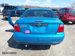 2007 Ford Focus S with VIN 1FAFP34N57W313118, listed as a IAAI auction lot 41985029 with 195,985 mi miles. Bid and sale history available at carsss.com. Image 16.
