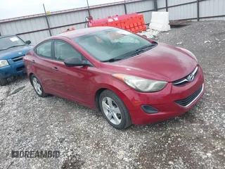 2011 Hyundai Elantra Limited z VIN KMHDH4AE7BU154689, wystawiony jako IAAI lot #42091774 z przebiegiem 123 802 mil mil oraz . Historia ofert i sprzedaży dostępna na DreamBid. Obrazek 1.