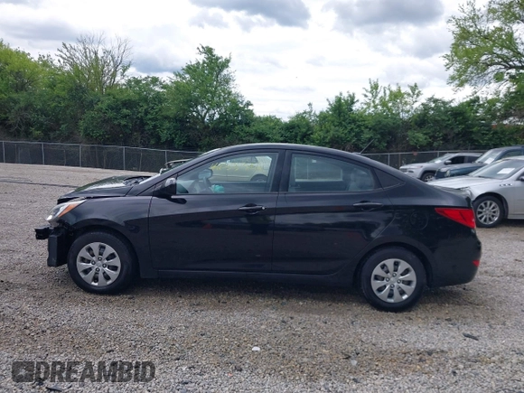 2017 Hyundai Accent SE z VIN KMHCT4AE7HU363918, wystawiony jako IAAI lot #42331712 z przebiegiem 85 123 mil mil oraz . Historia ofert i sprzedaży dostępna na DreamBid. Obrazek 15.
