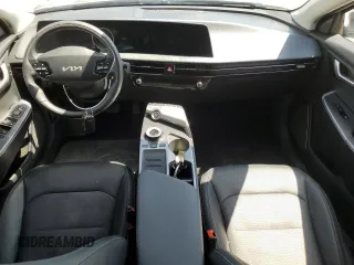 2024 Kia EV6 Wind with VIN KNDC3DLC8R5180653, listed as a Copart auction lot 52434245 with 22,590 mi miles and Salvage Title. Bid and sale history available at carsss.com. Image 8.