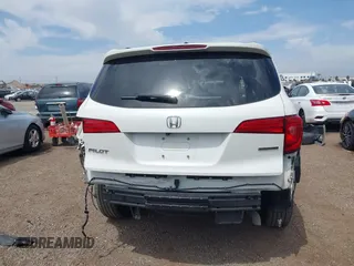 2017 Honda Pilot Touring with VIN 5FNYF5H95HB042632, listed as a IAAI auction lot 42011885 with 103,321 mi miles. Bid and sale history available at carsss.com. Image 17.