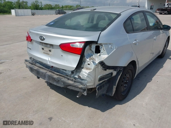 2014 Kia Forte LX with VIN KNAFK4A69E5248253, listed as a IAAI auction lot 42049489 with 154,541 mi miles. Bid and sale history available at carsss.com. Image 6.