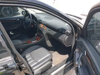 2007 Mercedes-Benz C 280 Luxury with VIN WDBRF92HX7F930801, listed as a IAAI auction lot 41957015 with 117,960 mi miles and . Bid and sale history available at DreamBid. Image 5.