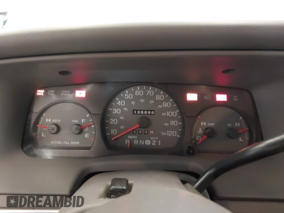 2000 Mercury Grand Marquis LS z VIN 2MEFM75W0YX736324, wystawiony jako IAAI lot #41865927 z przebiegiem 136 886 mil mil oraz . Historia ofert i sprzedaży dostępna na DreamBid. Obrazek 7.