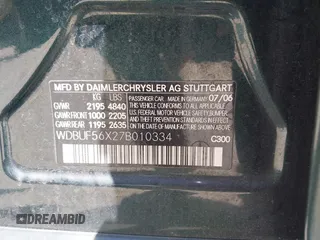 2007 Mercedes-Benz E 350 with VIN WDBUF56X27B010334, listed as a IAAI auction lot 42233993 with 100,780 mi miles and . Bid and sale history available at carsss.com. Image 9.