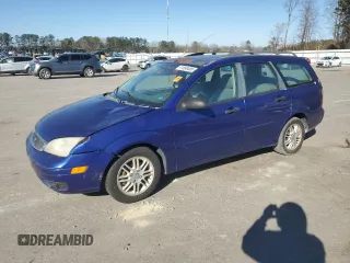 2005 Ford Focus SE with VIN 1FAHP36N05W134830, listed as a Copart auction lot 41696485 with 250,582 mi miles and Salvage Title. Bid and sale history available at carsss.com. Image 1.