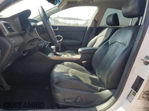 2018 Kia Optima EX z VIN KNAGU4LE8J5024839, wystawiony jako Copart lot #58423325 z przebiegiem Nie podano mil oraz Szkoda całkowita • Salvage title. Historia ofert i sprzedaży dostępna na DreamBid. Obrazek 7.