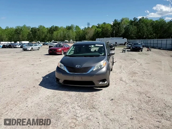 2016 Toyota Sienna LE AAS с VIN 5TDKK3DC7GS723554, выставлен на аукционе Copart как лот 53332905 с пробегом 131 216 миль миль и Списание • Salvage title. История ставок и продаж доступна на DreamBid. Изображение 12.