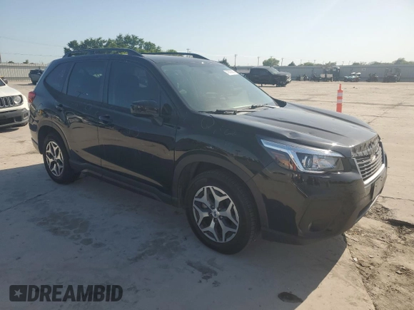 2020 Subaru Forester Premium with VIN JF2SKAGC2LH477660, listed as a Copart auction lot 51802365 with 79,894 mi miles and Clean title. Bid and sale history available at DreamBid. Image 4.