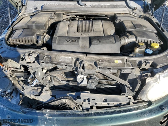 2011 Land Rover LR4 LUX with VIN SALAK2D48BA574133, listed as a Copart auction lot 84491564 with NaN miles and Salvage Title. Bid and sale history available at carsss.com. Image 13.