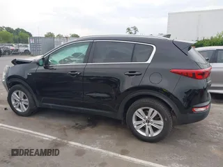 2017 Kia Sportage LX z VIN KNDPMCAC1H7220862, wystawiony jako IAAI lot #42278518 z przebiegiem 50 041 mil mil oraz . Historia ofert i sprzedaży dostępna na DreamBid. Obrazek 14.