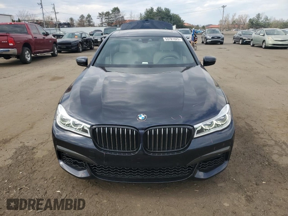 2019 BMW 7 Series 750i xDrive with VIN WBA7F2C58KB239624, listed as a Copart auction lot 53781025 with 87,894 mi miles and Salvage title. Bid and sale history available at DreamBid. Image 5.