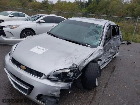 2015 Chevrolet Impala Limited LTZ with VIN 2G1WC5E33F1106563, listed as a IAAI auction lot 38069508 with 171,286 mi miles. Bid and sale history available at carsss.com. Image 2.