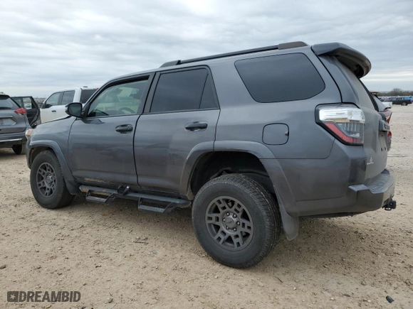 2020 Toyota 4Runner SR5 with VIN JTEBU5JR7L5795512, listed as a Copart auction lot 46930035 with 69,644 mi miles and Salvage Title. Bid and sale history available at carsss.com. Image 2.