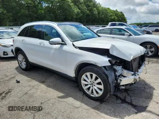 2020 Mercedes-Benz GLC 300 with VIN WDC0G8DB1LF738245, listed as a Copart auction lot 59745375 with 53,986 mi miles and Salvage title. Bid and sale history available at DreamBid. Image 4.