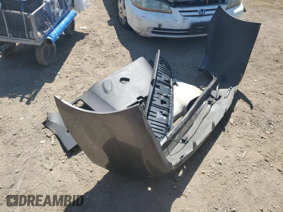2015 Toyota Sienna Limited с VIN 5TDDK3DC7FS104041, выставлен на аукционе Copart как лот 62410335 с пробегом 112 755 миль миль и Списание • Salvage title. История ставок и продаж доступна на DreamBid. Изображение 13.